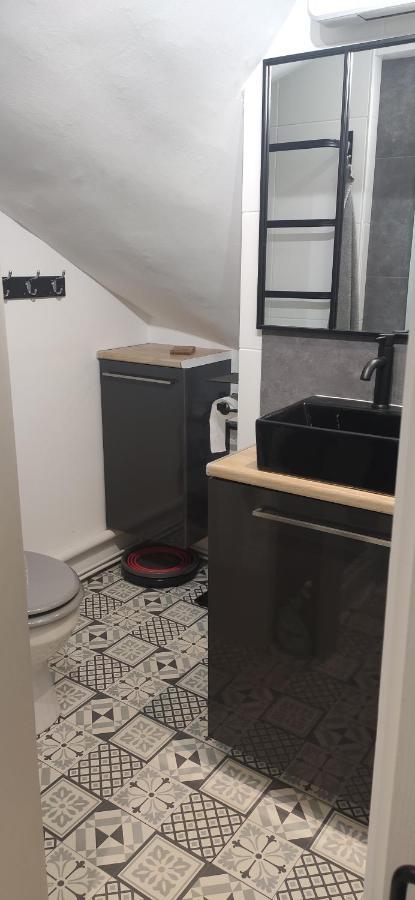 A L'Abri Du Temps Apartment Chateaudun Luaran gambar
